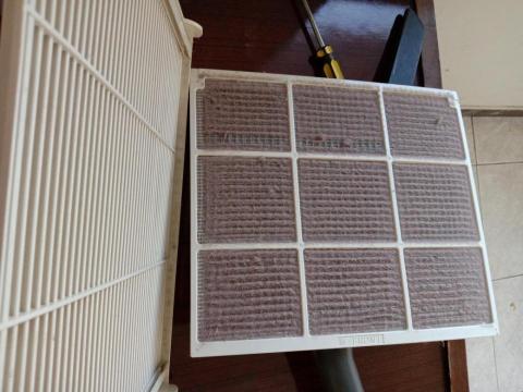 陳麗月 - 冷氣打掃前