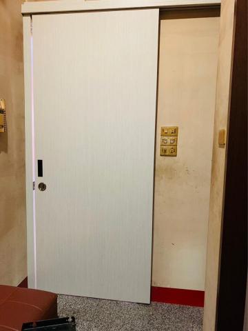 德佑工程有限公司 - 神房拉門-關 德佑工程有限公司 - 神房拉門-關