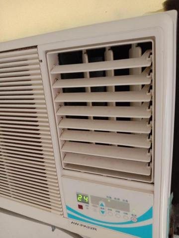 陳麗月 - 冷氣出風口葉片打掃後