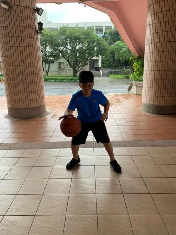 紘瑋籃球教室 - 