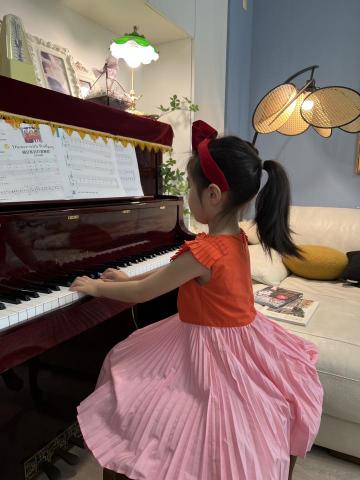 Wendy Chiu - 學生上課