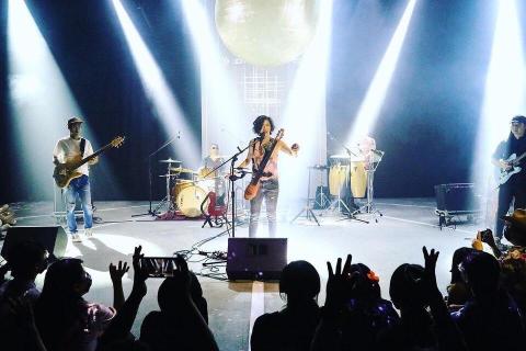 楊承濤 - 2022/10/23 台灣設計展在高雄-DigiWave閉幕展演出 楊承濤 - 2022/10/23 台灣設計展在高雄-DigiWave閉幕展演出