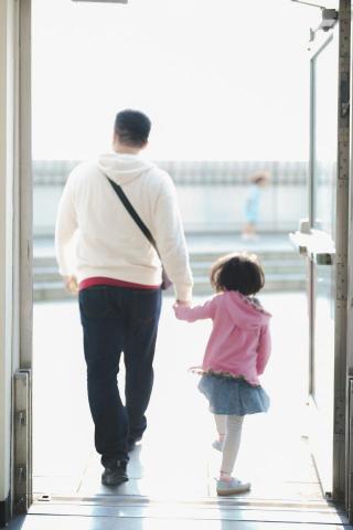 DC Photograthy - 親子攝影，同樣走向最自然且充滿故事感的呈現。