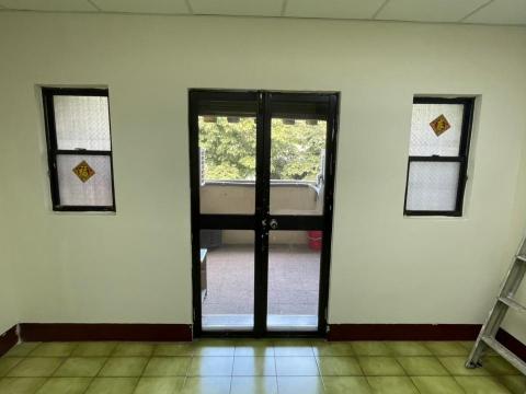 永承門窗 - 氣密門施工前