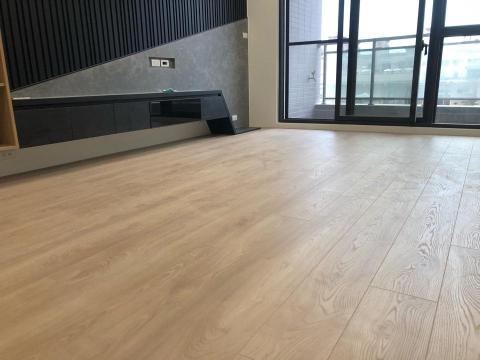 賴哥木地板專業施工 - 