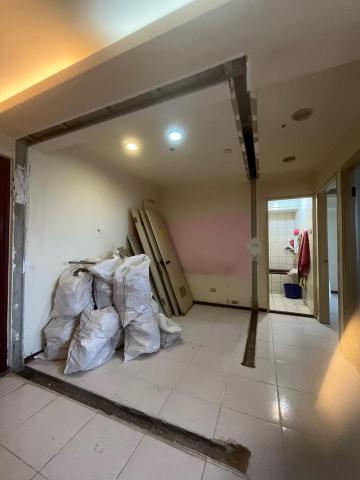 邱泓洋 - 隔間拆除後