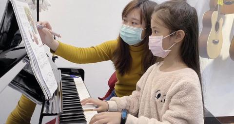 碩士李老師/長笛、鋼琴教學 檢定、升學 - 老師與學生上課分享