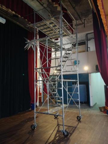 穩事達實業社 - 桃園平鎮區新勢國小)中正堂活動中心____泥作牆壁白華、壁癌、窗簾清潔 穩事達實業社 - 桃園平鎮區新勢國小)中正堂活動中心____泥作牆壁白華、壁癌、窗簾清潔