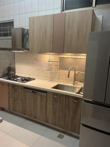 劉芳玲 - 活潑大方