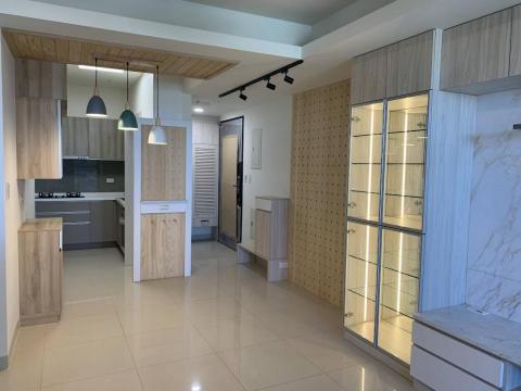 Una藝術家居 -  Una藝術家居 -