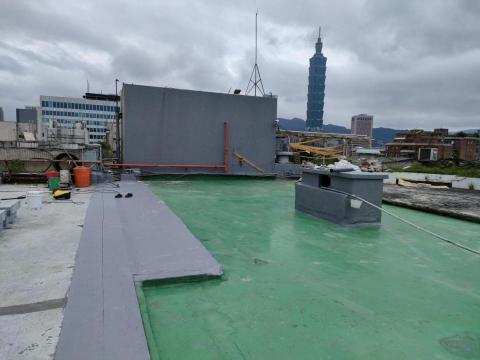 防水、地坪、抓漏、壁癌專家 - 台北市阿波羅大廈商業大樓屋頂房水PU完成照片