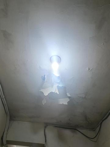 王小姐 - 老舊社區翻新 進行中