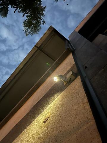 元宇通訊工程行 - 夜間全彩鏡頭