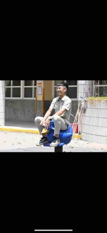 提供108學測數學服務的專家余華洋