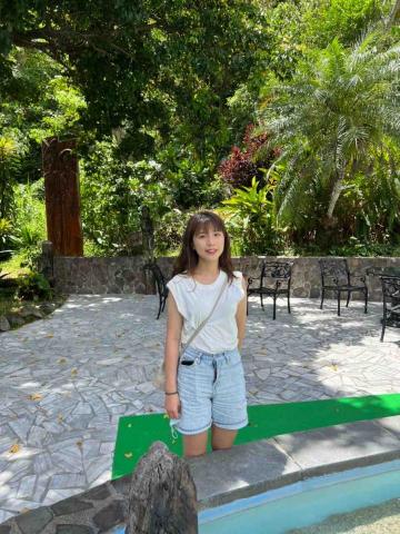 提供作文家教台中服務的專家Vivian