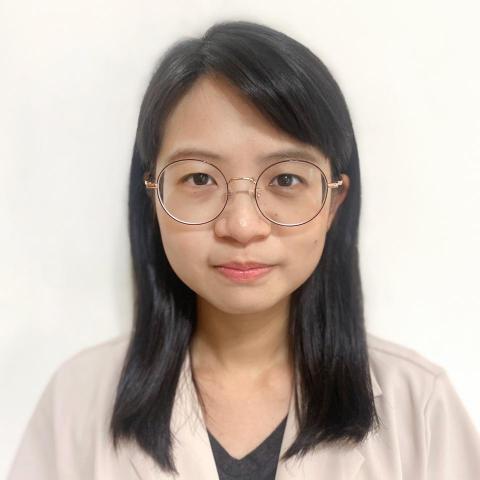 提供簡報服務的專家林孟君