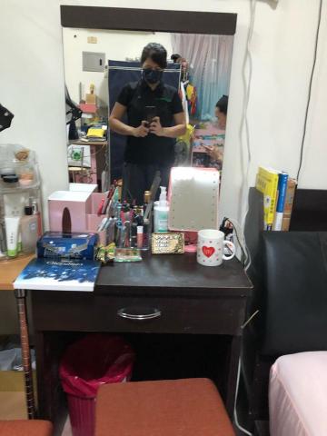 愛麗絲收納整理工作室 - 整理後，把所有常用的瓶瓶罐罐分類後置入收納盒中，整齊又好拿，抽屜裡擺放容易造成亂原的小物。