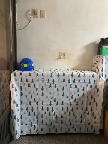 愛麗絲收納整理工作室 - 改造後，為成為鞋櫃的它穿上看著素淨又舒服的外衣。因平台版面有限無法讓作品一ㄧ呈現，如您欲瀏覽愛麗絲更多的作品請與我加賴連結，0925032236是我的lD。