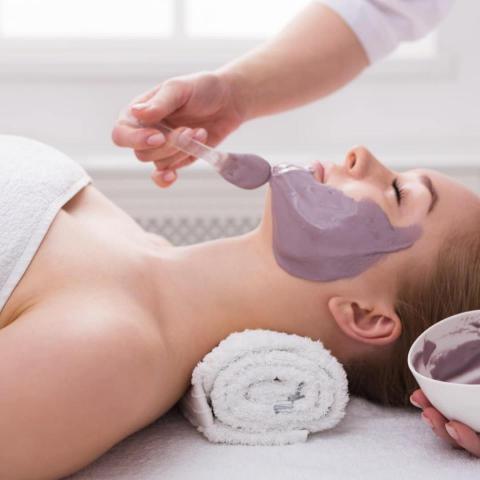 J i 美麗花園 精緻個人 工作室 - 氣動V臉 臉部保養 90分鐘 / 首體1299元 / 次