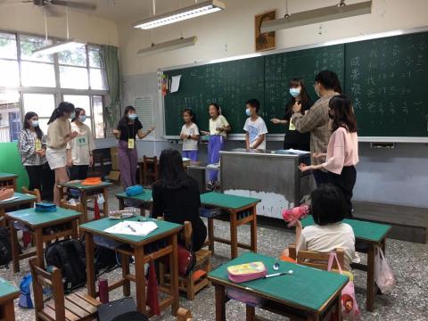 Vita - 指導國小課後作文班
