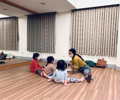 曾淯婷 - 幼教肢體律動