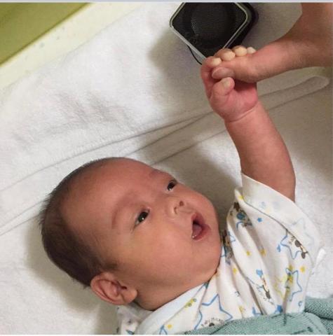 特別護理師 到府育嬰師服務 - 早產兒寶寶