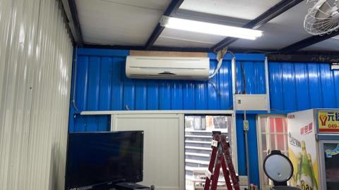 樂得有限公司 - 小吃部冷氣安裝ing