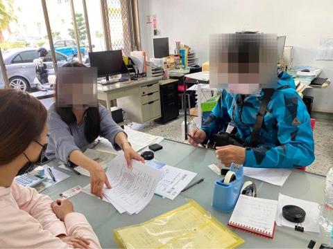 日盛國際理財顧問有限公司 - 協助廖先生債務整合減輕每個月高額利息及月付額的壓力。