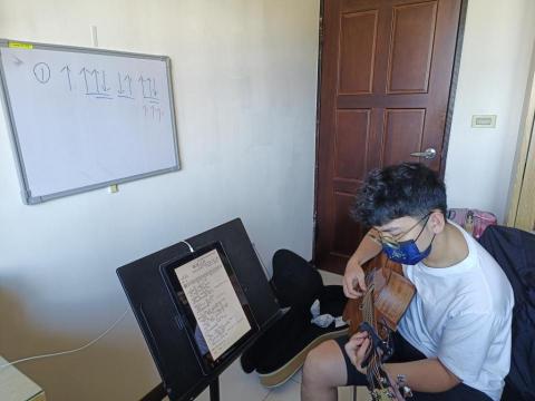 享樂音樂工作室 - 教學中 享樂音樂工作室 - 教學中