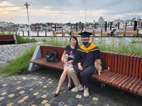 奧斯卡 數學 化學 物理 清大理工研究所 - 