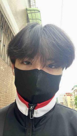 提供撞球班服務的專家羅裕鈞