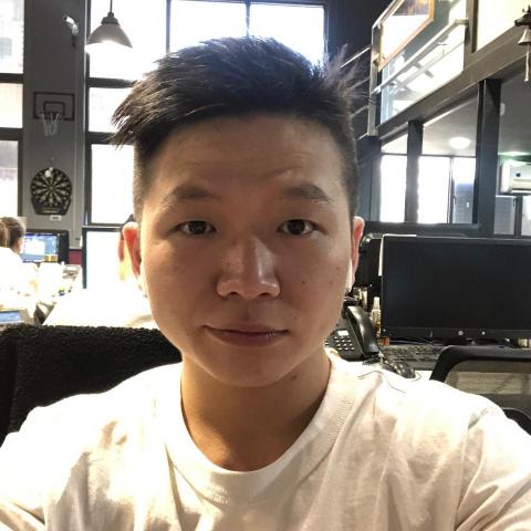 提供esg三大面向服務的專家David Huang