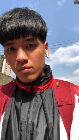 提供多少錢西文服務的專家葉力瑋