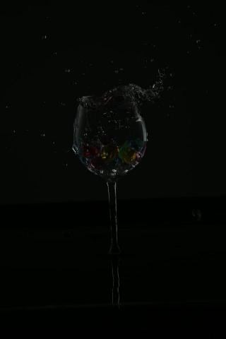 文月 - 高腳杯水花攝影作品