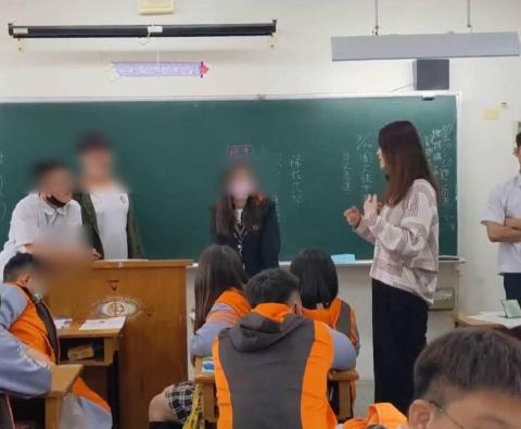 Nicole老師全職家教 - 青年高中辯論學習活動