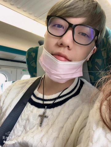 提供pcb製造廠服務的專家黃柏強