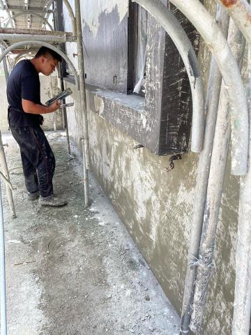 詹健程 - 為了求好品質 牆壁不平我們也是自己上印加泥在上石頭漆