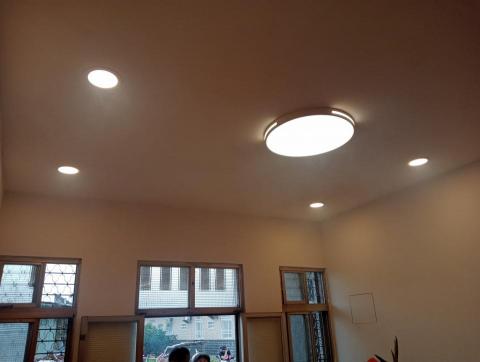 益恆工程行 - 吸頂燈安裝