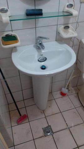 黃勁崴 - 面盆更換