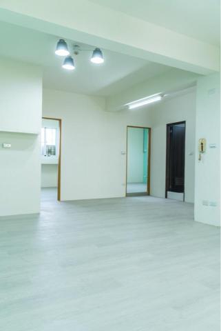 亦晁室內裝修工程有限公司 - 私人住宅輕裝潢