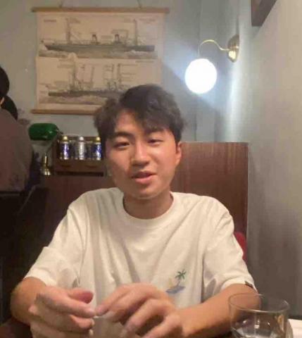 提供新莊修行李箱服務的專家Reon