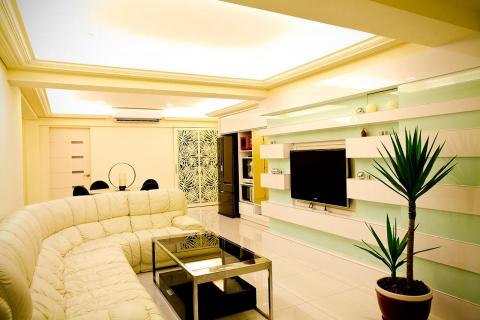 賴憲暉 - 客廳電視牆+餐櫃