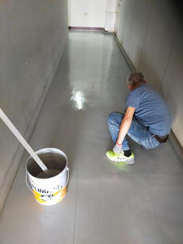 大台中浴缸拆除磁磚修復工程 - 地坪漆施作
