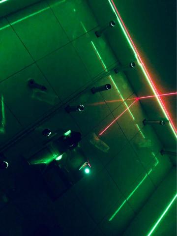 鴻儀Spc卡扣式地版-維修、代購材料、裝設踢腳板 - 