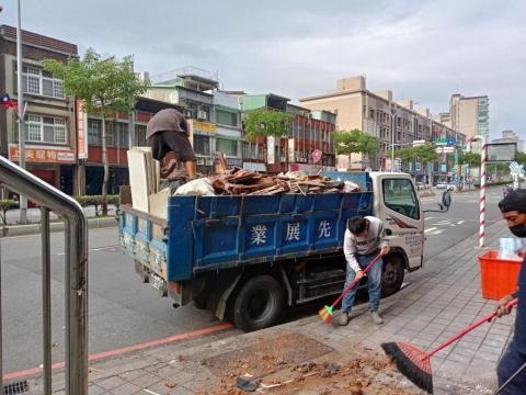 禹恩工程行 - 垃圾清運之後環境整理 禹恩工程行 - 垃圾清運之後環境整理