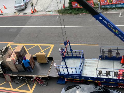 玖一平價搬家 - 透天吊車搬家