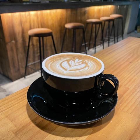 提供關鍵字優化服務的專家余先生