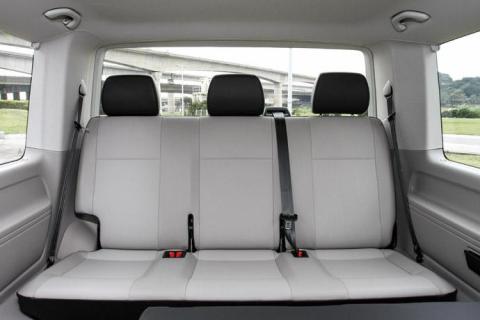 火旅工作室-火旅包車 - ★三排舒適座椅