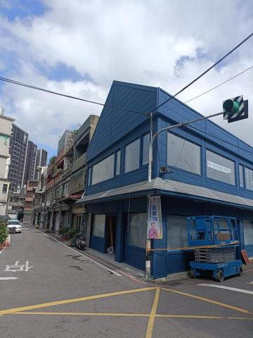 色誘工坊 - 外牆改色噴油性水泥漆