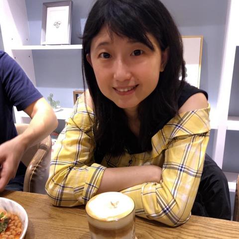 提供coach代購服務的專家朱怡蓉